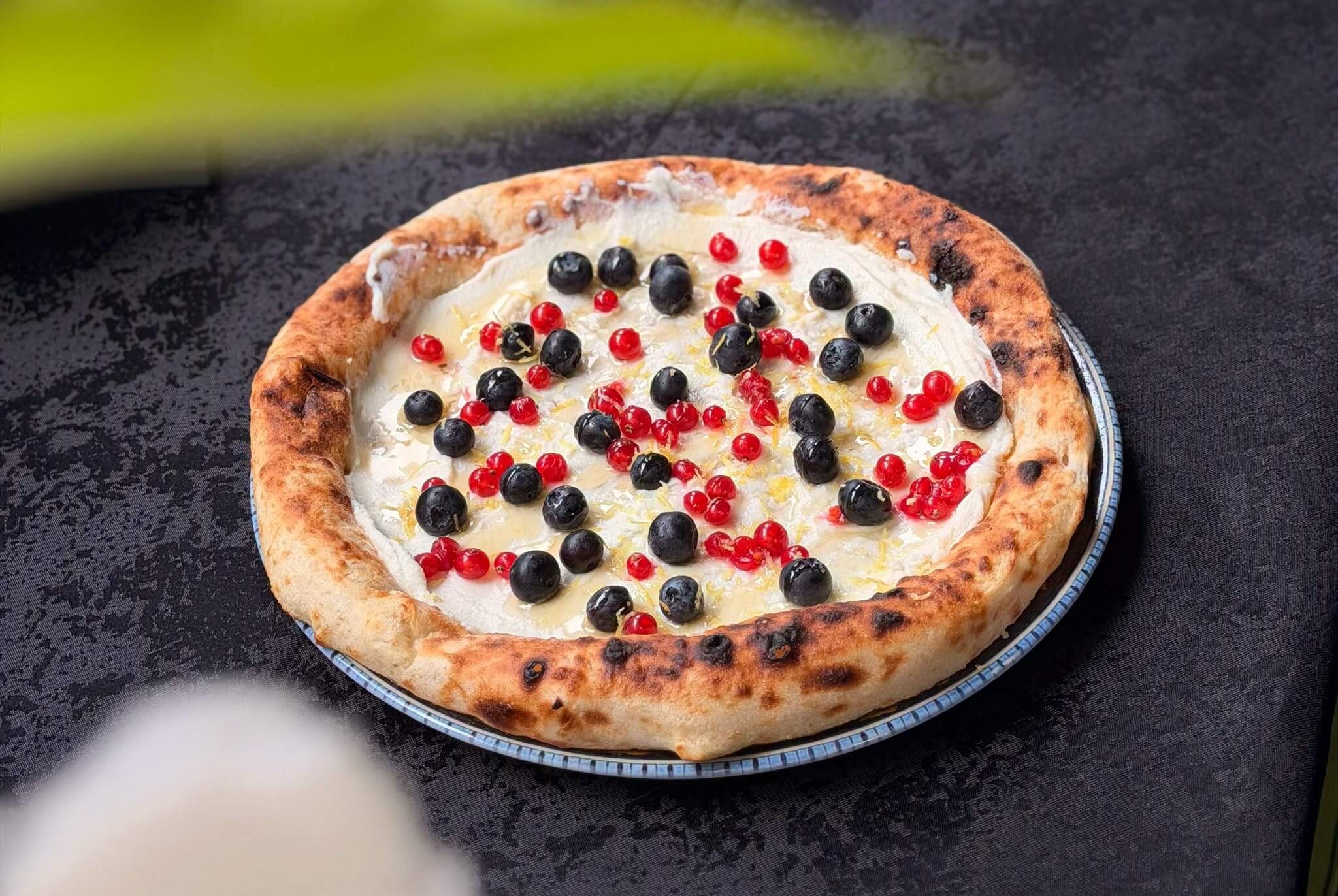 Pizza Dino Dolce